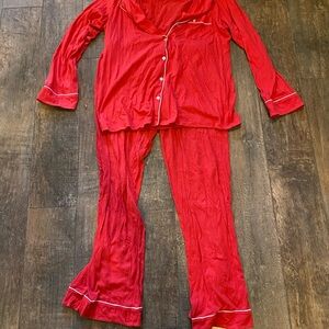 Victoria Secret red pajama set. Size M Long. Good condition.